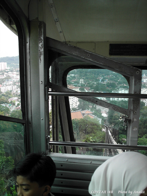 06.01.08.PinangHill.Rail2.jpg