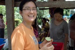 10루피 짜리 오이 사먹기 10루피 짜리 오이 사먹기